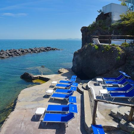 Albergo Italia - Beach Hotel カザミッチョラ・テルメ エクステリア 写真