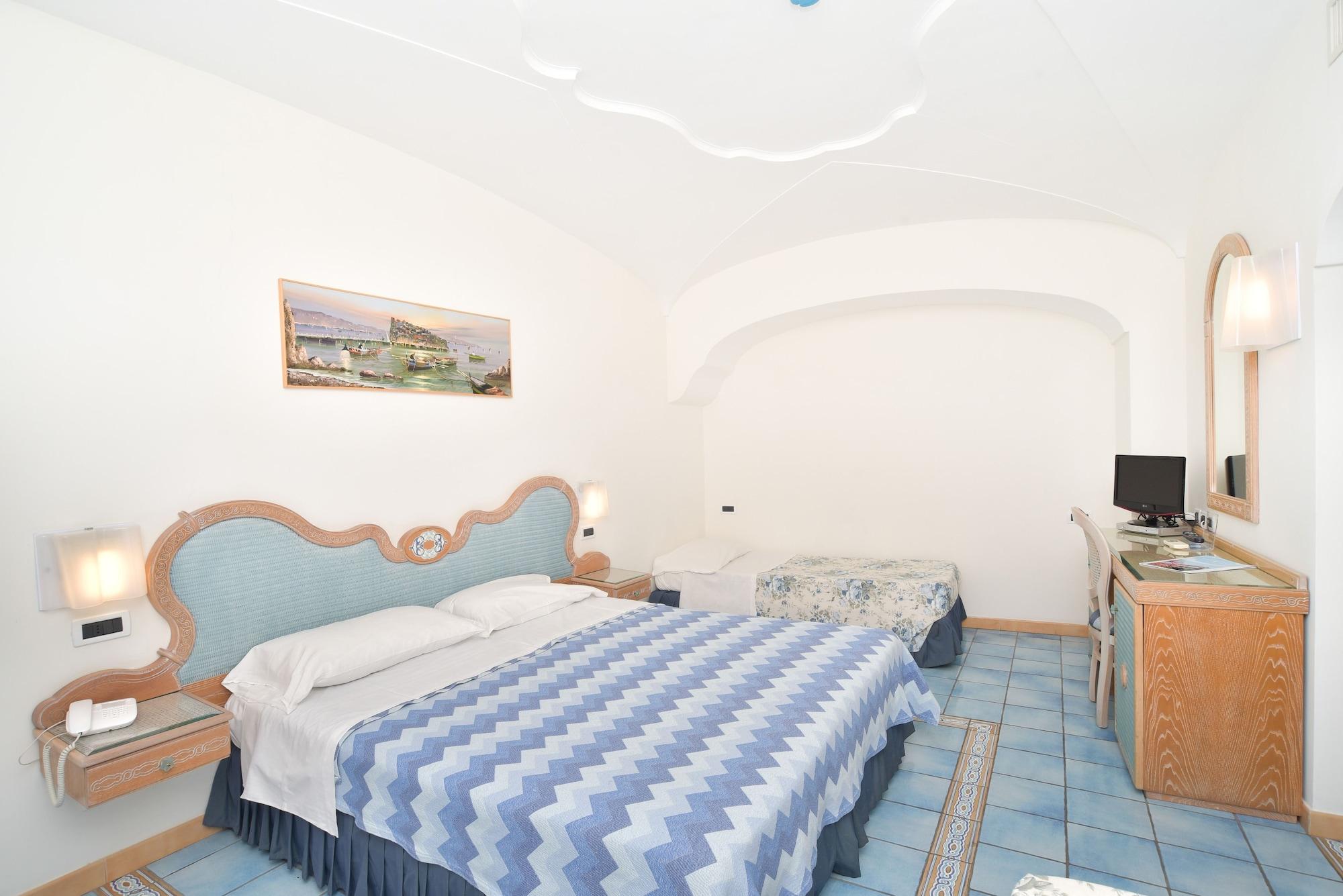 Albergo Italia - Beach Hotel カザミッチョラ・テルメ エクステリア 写真