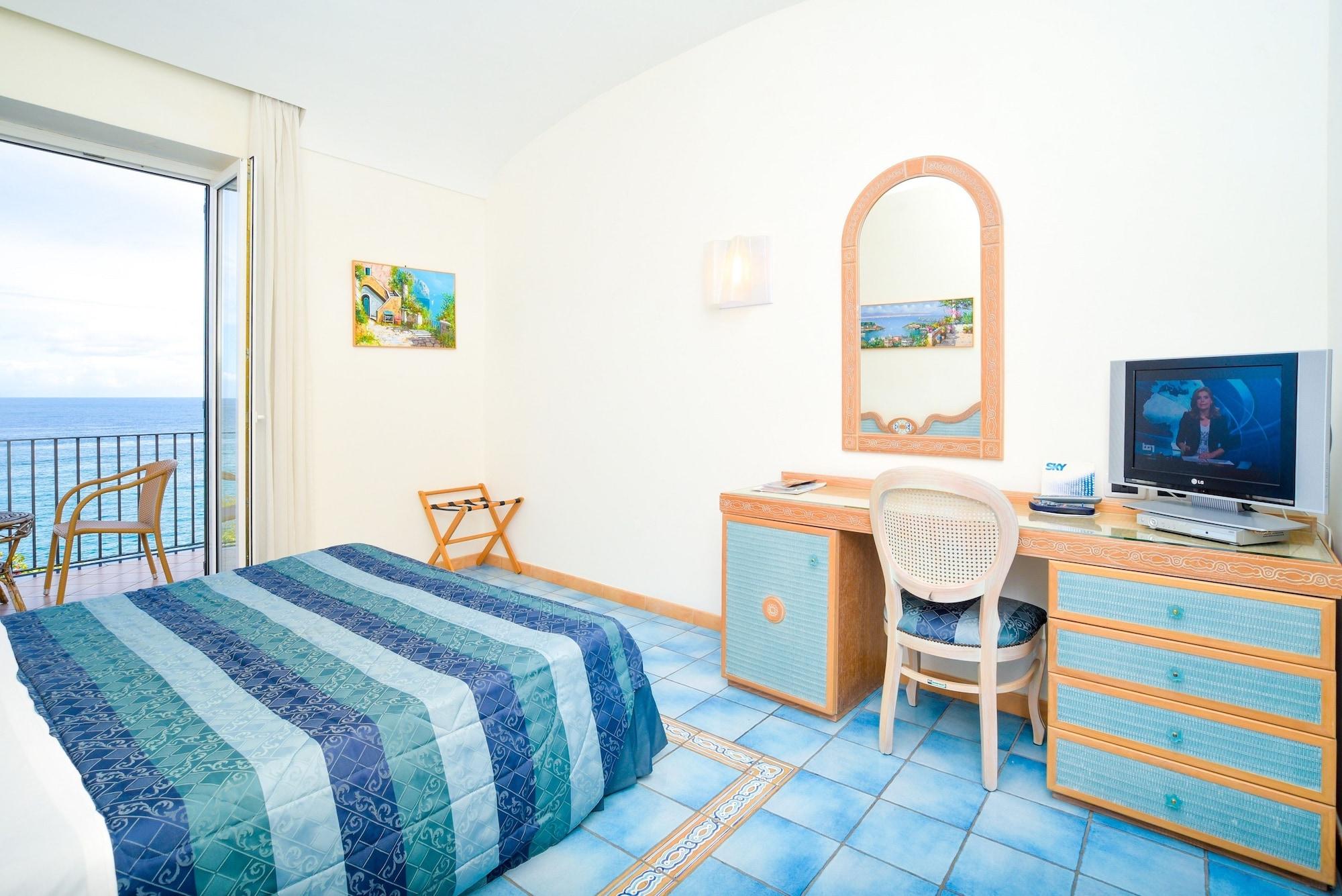 Albergo Italia - Beach Hotel カザミッチョラ・テルメ エクステリア 写真