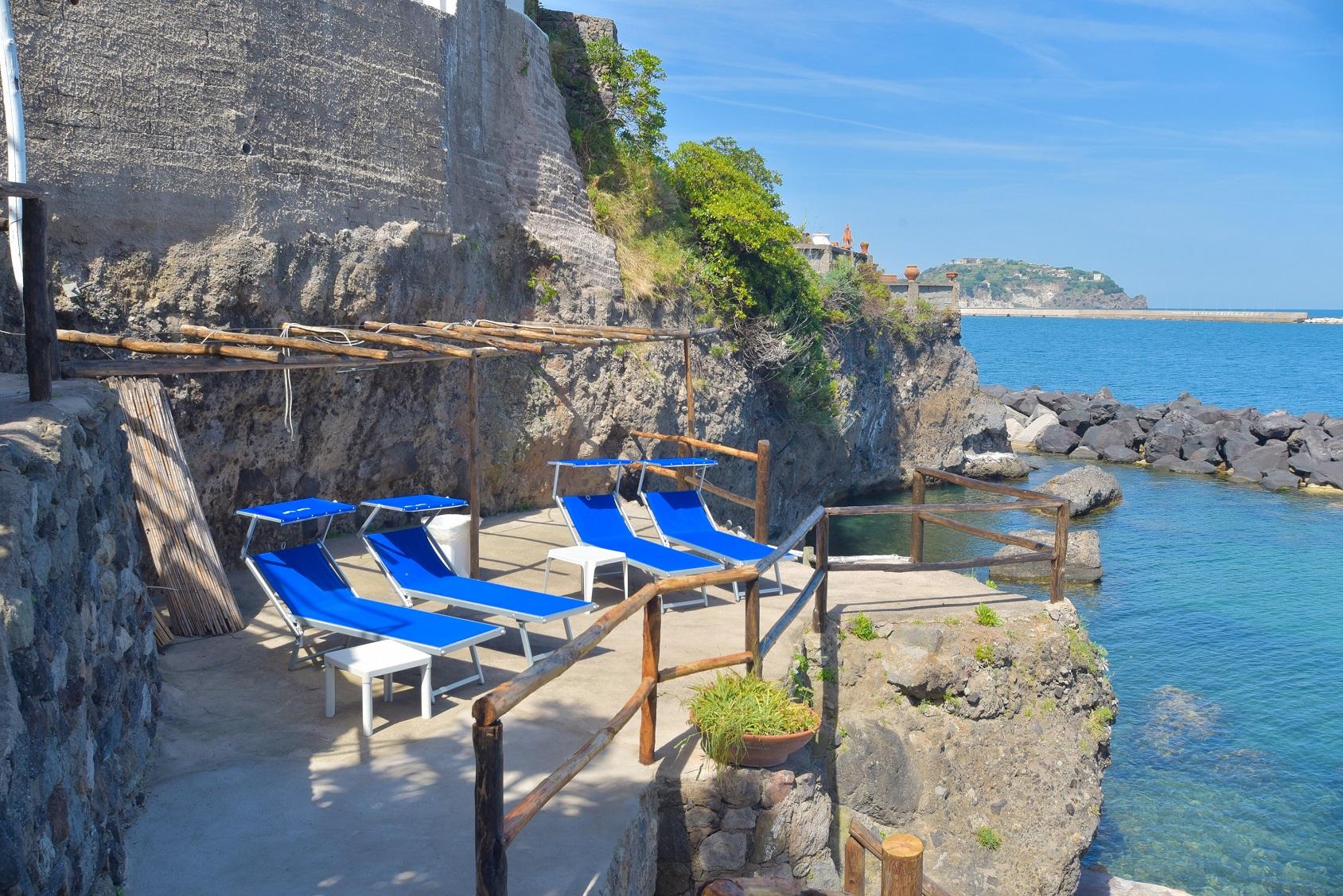Albergo Italia - Beach Hotel カザミッチョラ・テルメ エクステリア 写真
