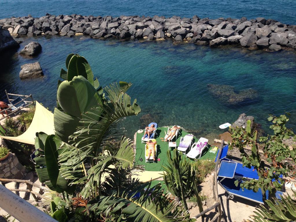 Albergo Italia - Beach Hotel カザミッチョラ・テルメ エクステリア 写真